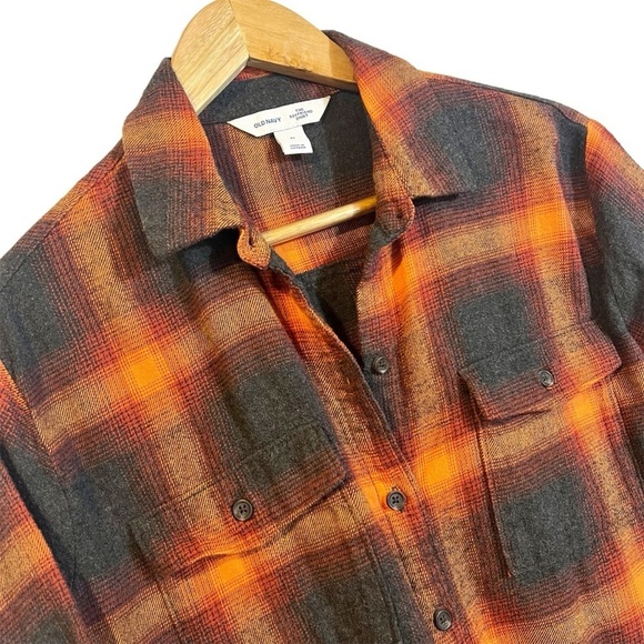 Old Navy Women's Boyfriend Shirt Taylor Swift Evermore Flannel Size M - Picture 5 of 5